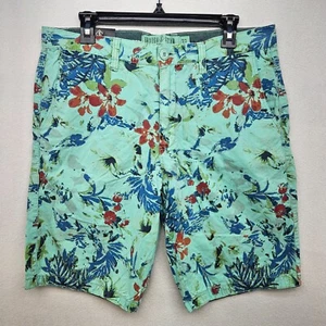 Indigo Star Shorts Men's Size 33 Seafoam Hawaiian Print Printed Walk Shorts - Picture 1 of 14