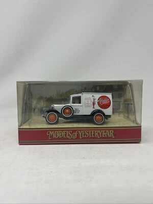 Matchbox Models Of Yesteryear Y22-1 - 1930 Model A Ford Van - Pratts Advertising - Image 1 of 4