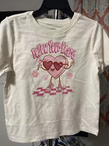 Toddler V-Day T-shirt ‘follow Your Heart’ Size 4T NWT - Picture 1 of 2