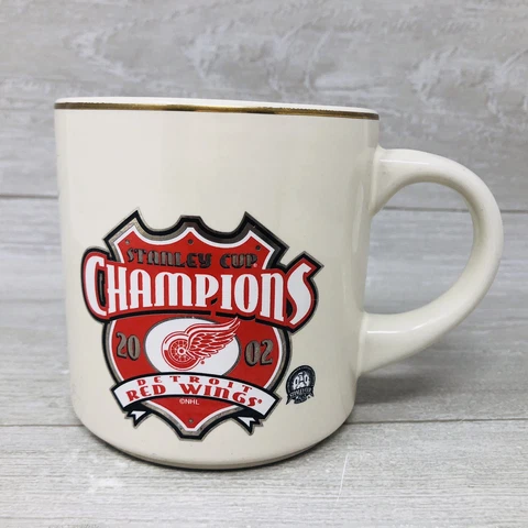 Detroit Red Wings Stanley Cup Champions 2002 Coffee Cup Hockey Fan Cover