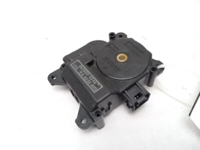 A/C HEATER AIR VENT FLAP ACTUATOR MOTOR fits TOYOTA PRIUS 2004 - 2009 - Image 1 of 4