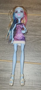 Monster High Scaris: City Of Frights NICHT komplett Abbey Bominable Puppe - Bild 1 von 9