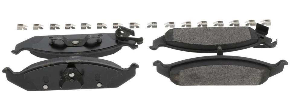 Juego de pastillas de freno de disco delanteras para Chrysler Cirrus, Sebring, Dodge Stratus, Plymouth Foto 1 de 1