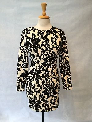 Funda Brocado Algodón Elástico Cece By Cynthia Steffe-Crema/Negro Talla 4 Foto 1 de 4