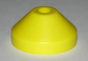 Single Puck / Gelb / Konisch / 7" Vinyl / Kegelförmig / Mittelstück / Adapter - Picture 1 of 1