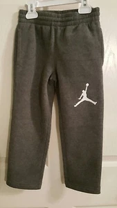 Nike Air Jordan Youth Boys Therma Fit Jumpman Athletic Sweatpants Pants 4 NWT - Picture 1 of 6