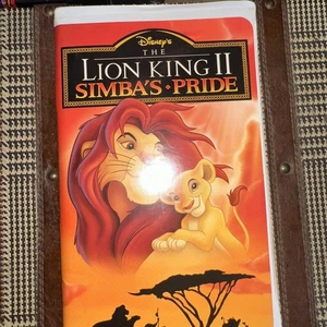 Walt Disney's The Lion King 2: Simba's Pride VHS 1998 Clamshell LIKE NEW - Picture 1 of 6