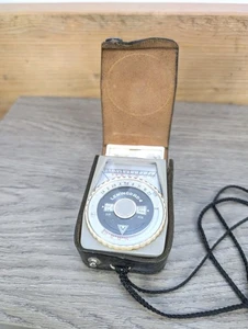 Vintage 1978 Soviet USSR "Leningrad 4" Light Meter in Original Leather Case - Picture 1 of 10