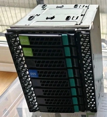 Intel MH1B1 2HE 8 Bay 2,5" 12Gb HSBP 2xMini SAS PCIE BackPlane PBA P/N:G97156-37 - Bild 1 von 3