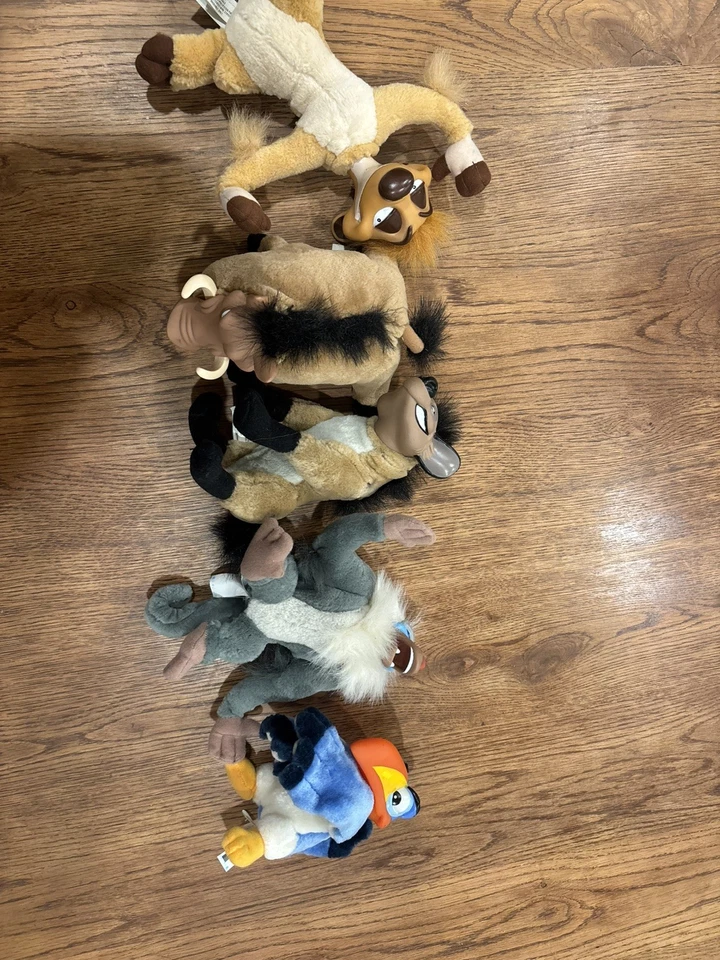 Lote de cabezas de vinilo de juguetes de peluche Mattel Lion King 1994 de colección Shenzi Timon Pumba Zazu Foto 1 de 4