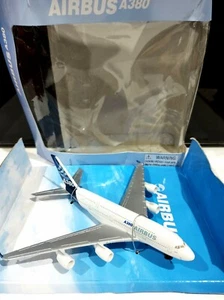 Lupa 1/400 scale Airbus A380 House livery airline model air plane flugzeug - Picture 1 of 5