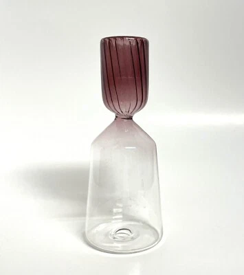 "Candelabro de vidrio borosilicato soplado boca Anthropologie Calle lila 6,75""" Foto 1 de 4