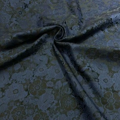 Men's Green Jacquard Velvet Suits Single Breasted Fashion Banquet Wedding Wear - Image 1 of 4