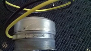 USED 24V Synchron 1 RPM 3 Watt 24 Volt Electric Clock Motor 44RA Model 610 - Picture 1 of 2