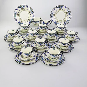 Royal Doulton, Art Deco 12 Place Tea Set, H1790 - Picture 1 of 6