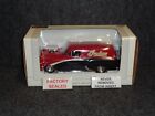 1:24 SPECCAST 1954 CHEVY STREET ROD SEDAN DELIVERY Indian Motorcycles Stk. 54012