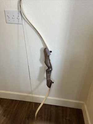 PSE Heritage Series Summit Recurve Breakdown Bow Youth Right Hand: 54”& 25 lb - Image 1 of 4