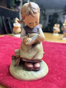 Hummel Figurine: 367, Busy Student - No Box - Picture 1 of 5
