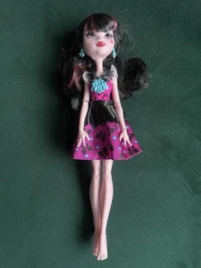 Monster High Draculaura Doll First Day Of School - Picture 1 of 4