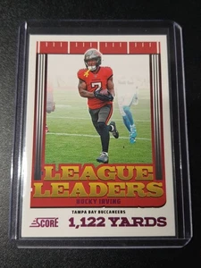 Bucky Irving - Score Football 2025 - Buccaneers - League Leaders - Pink - Bild 1 von 3