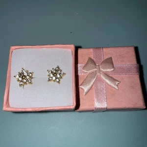 Gold Tone White Rhinestone Star Stud Earrings - Picture 1 of 5