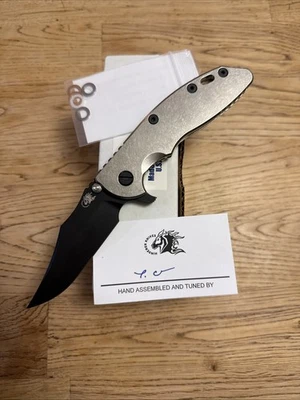 Hinderer XM-18 3.5 Magnacut Bowie Completo Titanio Batalla Negro/Lavado a la Piedra Foto 1 de 4