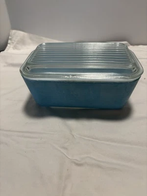 Vintage Pyrex Blue Glass Refrigerator Dish w/Ribbed Lid Made in USA Food Storage - Image 1 of 4
