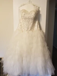 Davids Bridal Ivory Long Strapless Wedding Dress Size 20 - Picture 1 of 5