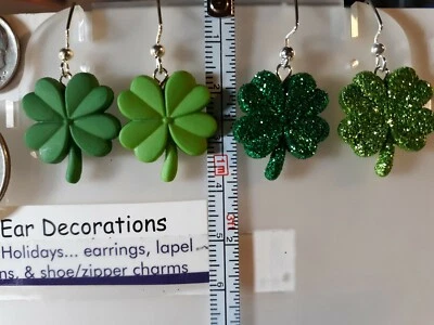 Tréboles (tamaño níquel) Día de San Patricio Trébol Cuatro Hojas (ganchos sin níquel) Foto 1 de 4