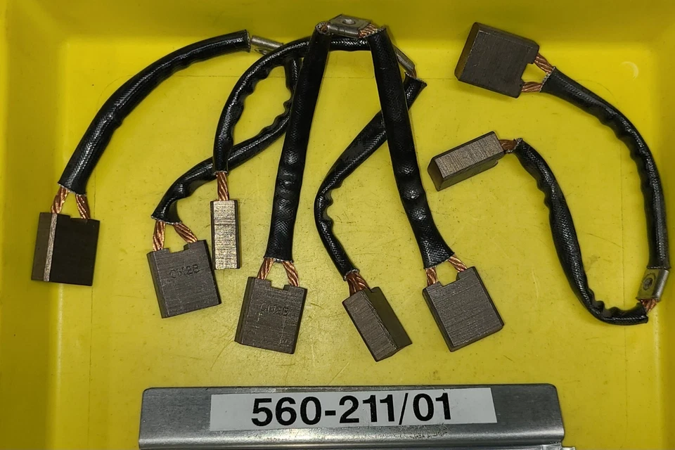 Juego de cepillo, motor OEM Raymond 560-211/01 (cantidad 1 = 4 cepillos) (CM2B) Foto 1 de 1