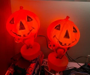 2-VINTAGE 14" BLOWMOLD JACK O LANTERN & CAT HALLOWEEN PUMPKIN LIGHT-UP DECOR. - Picture 1 of 5