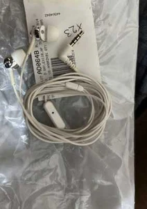SONY MDR-EX110APW In Ear Headphones - White (left side not working) - Picture 1 of 1