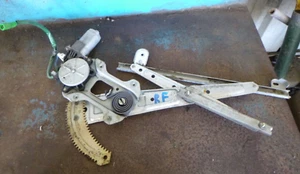 Subaru Liberty Legacy 3rd Gen 11/98-8/03 Right Front Electric Window Regulator - Picture 1 of 2