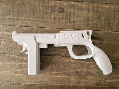 Nintendo Wii Light Gun Pistol with Trigger Function & Handle - Image 1 of 2