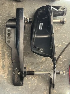 30 25 40 50 60 hp Evinrude E-tec STERN BRACKET SET 0333624 0344104 two stroke AA - Picture 1 of 5