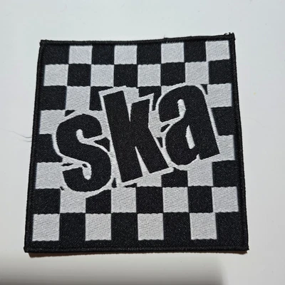 Patch „SKA“ – Schachbrett-Muster – gestickter Aufnäher – schwarz/weiß - Image 1 of 2