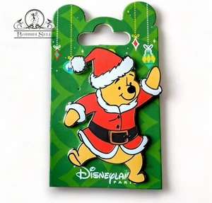 Pin Disney Winnie The Pooh - Noel / OE 2023 Disneyland Paris Pin's DLP - Imagen 1 de 1