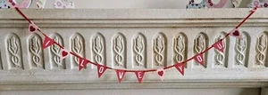 Shabby Chic Wooden Mini Hanging Garland I LOVE YOU Red Pink White - Picture 1 of 7