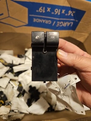 Chevrolet Camaro 2010 interruptor de ventana principal usado ** Foto 1 de 4