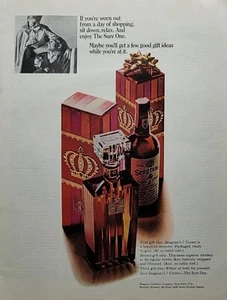 1966 Seagram's 7 Crown Decanter Christmas Gift Idea Wrapped Free Vtg Print Ad - Picture 1 of 1