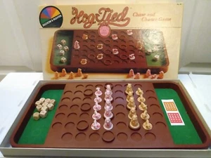 Gioco da tavolo Selchow & Righter Hog Legato 1981 vintage completo adesivi extra - Foto 1 di 8