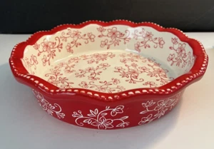 Temptations Floral Lace Red 9”x2.5” Fluted Pie Pan Deep Dish Round Baking NEW - Picture 1 of 12