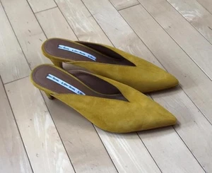 NWOT "& Other Stories" yellow suede Slides Mules - store sample - 36 (6) - Picture 1 of 5