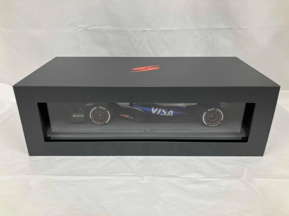 Spark model 1/18 Visa Cash App RB Formula One Team VCARB 01 No.22 Y.Tsunoda - Image 1 of 4