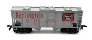 HO Scale Life-Like Burlington Covered Hopper 8513 in Original Box - Picture 1 of 7