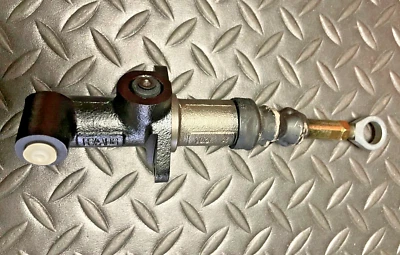 F.A.G. Cilindro maestro de embrague - 21-52-1-156-004 / Q-04006 - para BMW 320i y más Foto 1 de 4