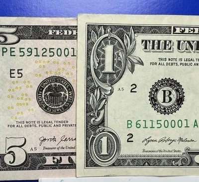Lote Of 2 Ink Smear Error $ Dollar Bill Over Inked On Currency Seal Print Error - Image 1 of 4