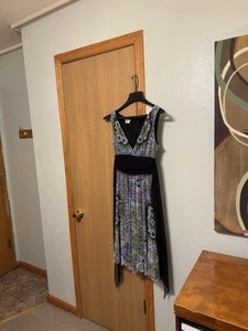 London Times Size 8 w/Geometric Print V-Neck Sleeveless Fit & Flare Dress - EUC - Picture 1 of 5