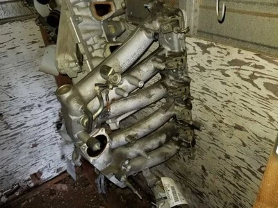 COLETOR DE ADMISSÃO 124 TIPO 300E SERVE 86-93 MERCEDES 300E 9828316 - Imagem 1 de 4