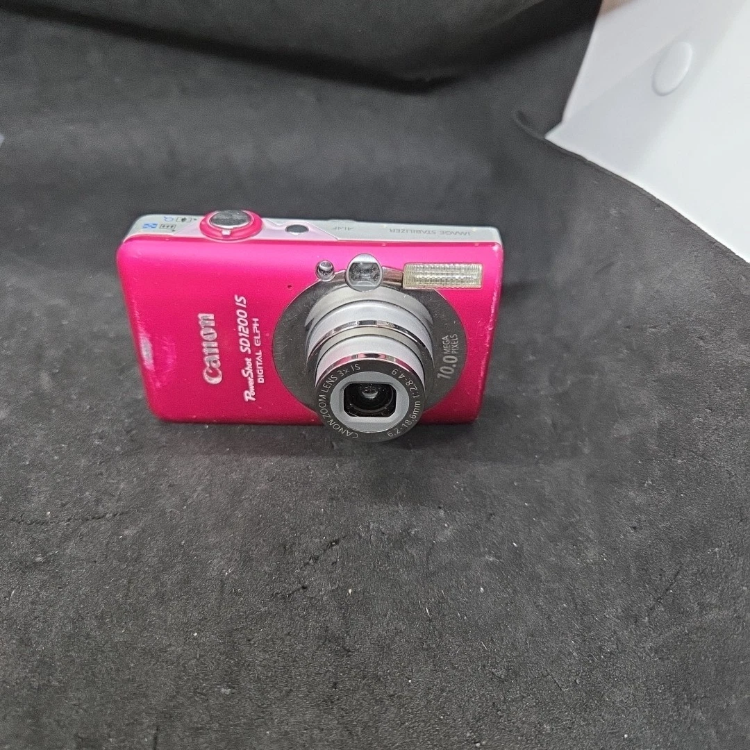 ジャンク品 Canon PowerShot SD1200 IS デジタルカメラ ジャンク品